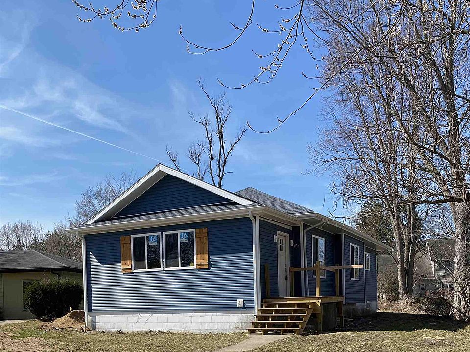 1st image of 443 Ballard Ave