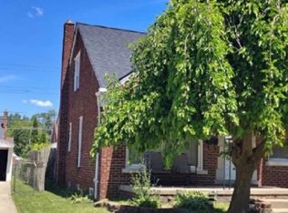 17941 Biehl St, Roseville, MI 48066