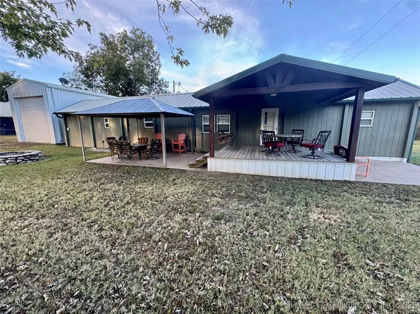 247 Kiamichi Rd, Eufaula, OK 74432