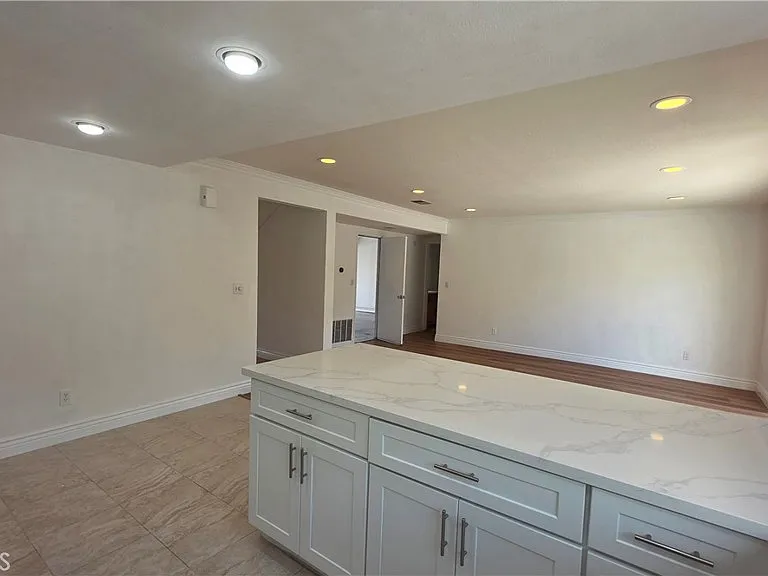 1514 Cronin Dr — Photo 10