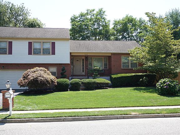 4th image of 146 Mountain View Dr