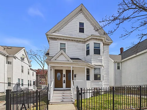 1040 Hyde Park Ave #1 Photo 1