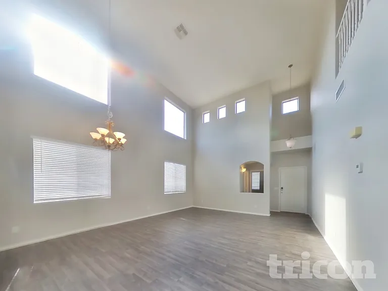 42614 W Venture Rd — Photo 20