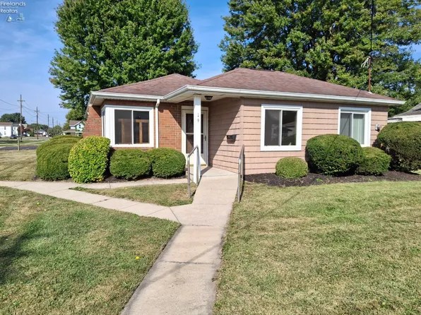 19 Townsend St, Greenwich, OH 44837