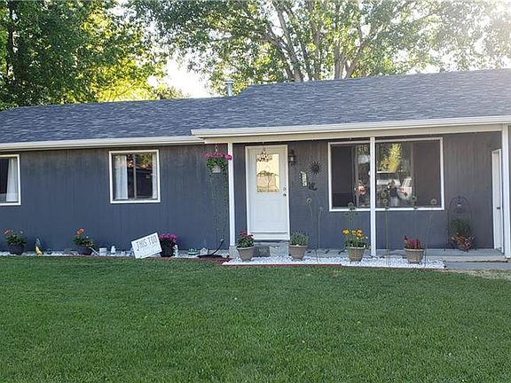 4th image of 1130 Quinella Dr