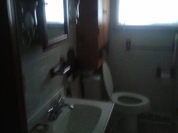 4th image of 5925 Hudson Dr