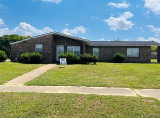 144 College Dr, Selma, AL 36701