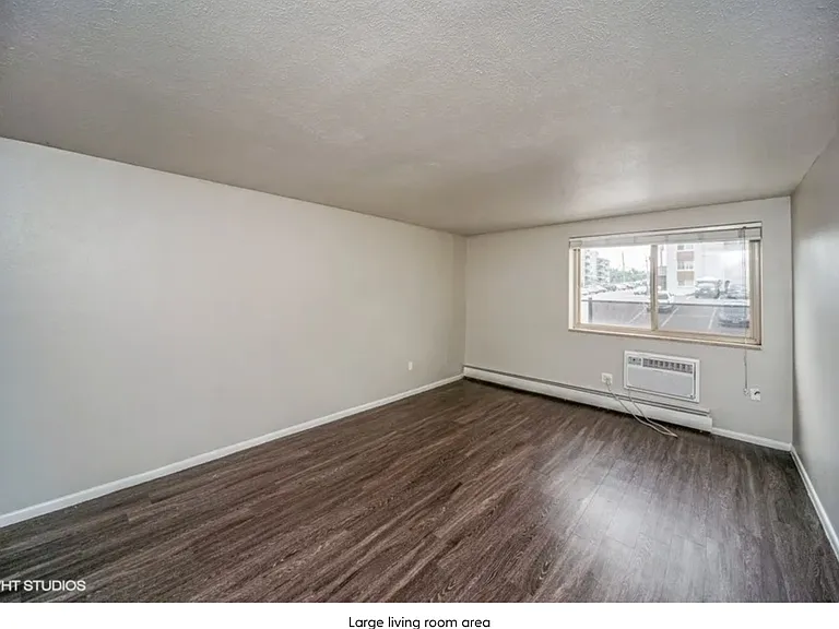 Bellaire Apartment Homes — Photo 14