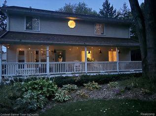 1420 Butler Blvd, Howell, MI 48843