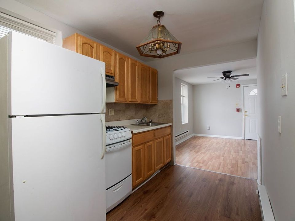 1st image of 4831 Longshore Ave #2R