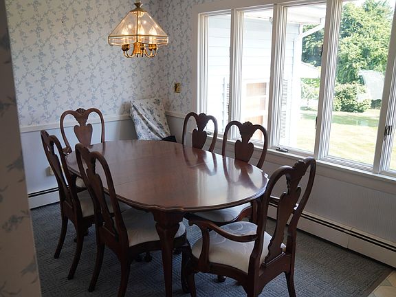 4th image of 29 Hunnewell Road