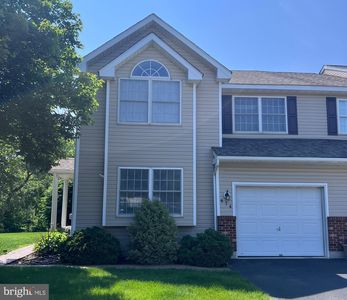 674 Honeysuckle Way, Pennsburg, PA, 18073