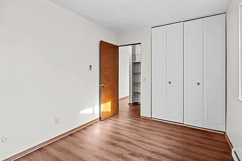 1110 Lewis Ave #13 — Photo 17