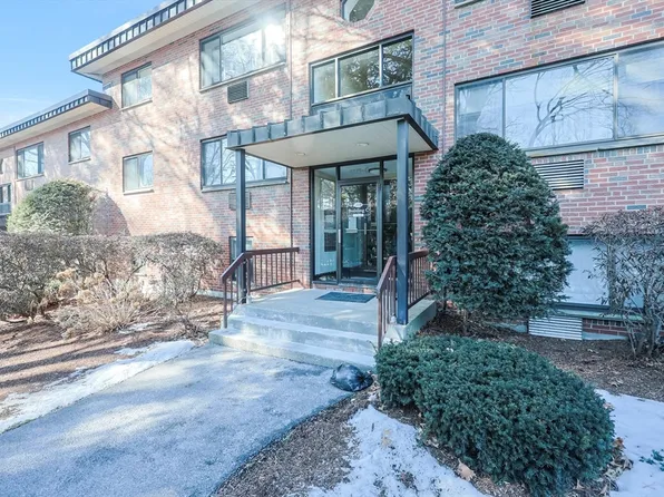 1325 Worcester Rd APT C5, Framingham, MA 01701