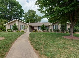 1953 E Swallow St, Springfield, MO 65804