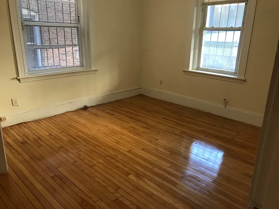 23 Gardner St #7