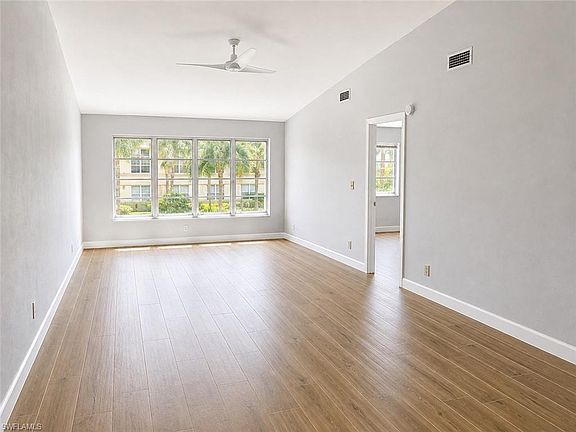 4th image of 4100 Looking Glass LN #3008