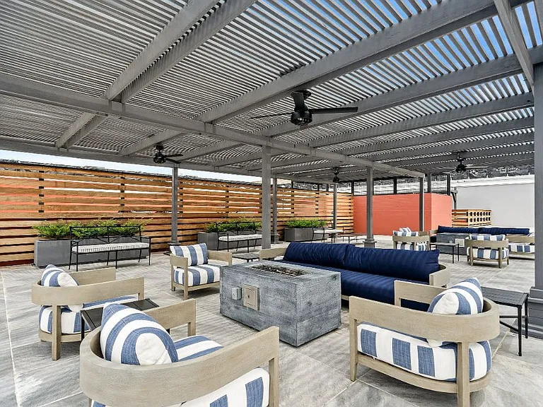 The GoodWynn at Town Brookhaven by ARIUM — Photo 25