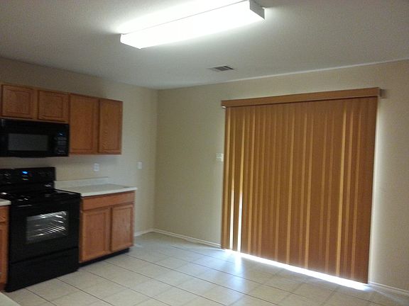 4th image of 323 Mallow Grv