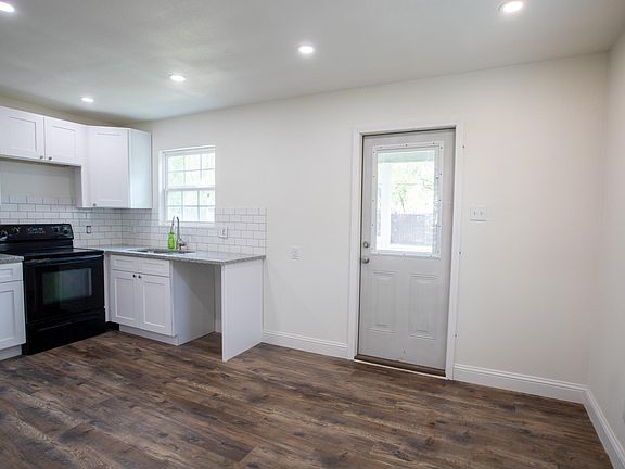 5th image of 1634 McAdams Ave