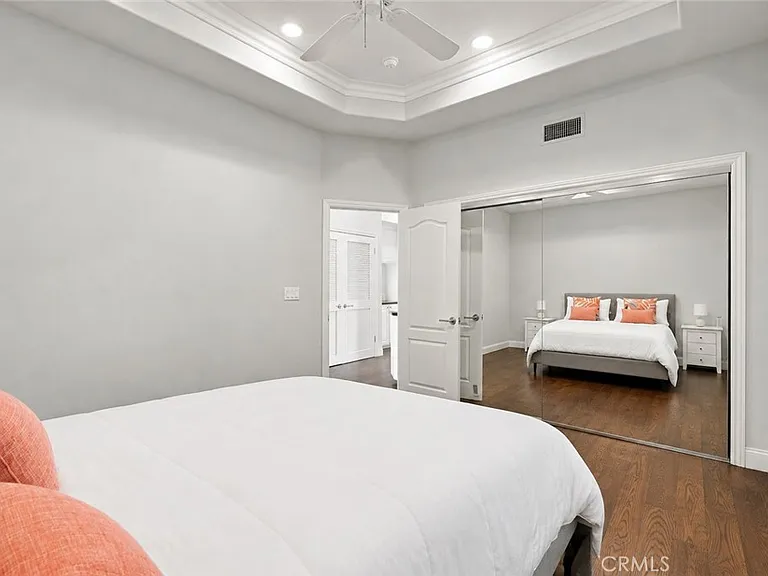 1740 Havemeyer Ln — Photo 30