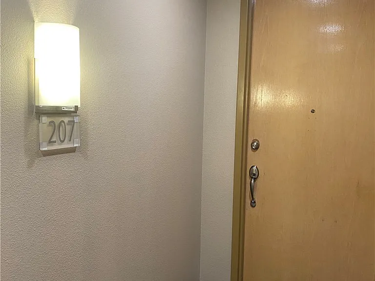 79 Agate Ave #207 — Photo 3