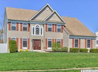 42 Brittany Dr, Bayville, NJ