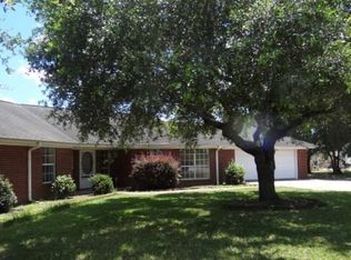16 Westwood Dr E, Trinity, TX 75862