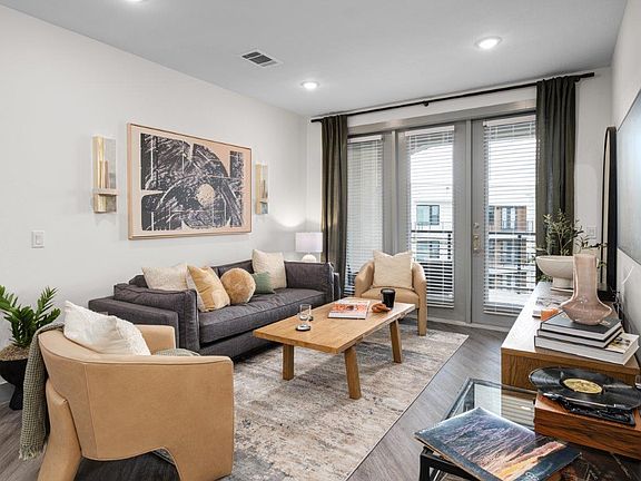 3rd image of 2711 W Anderson Ln #561