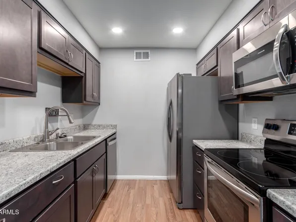 3131 W COCHISE Drive #143, Phoenix, AZ 85051