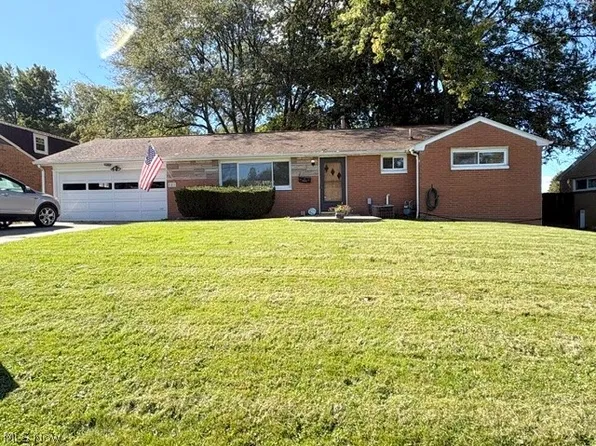 121 Florence Ave, Alliance, OH 44601