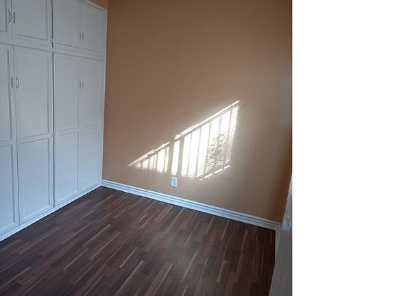 4th image of 1837 W Florence Ave #4