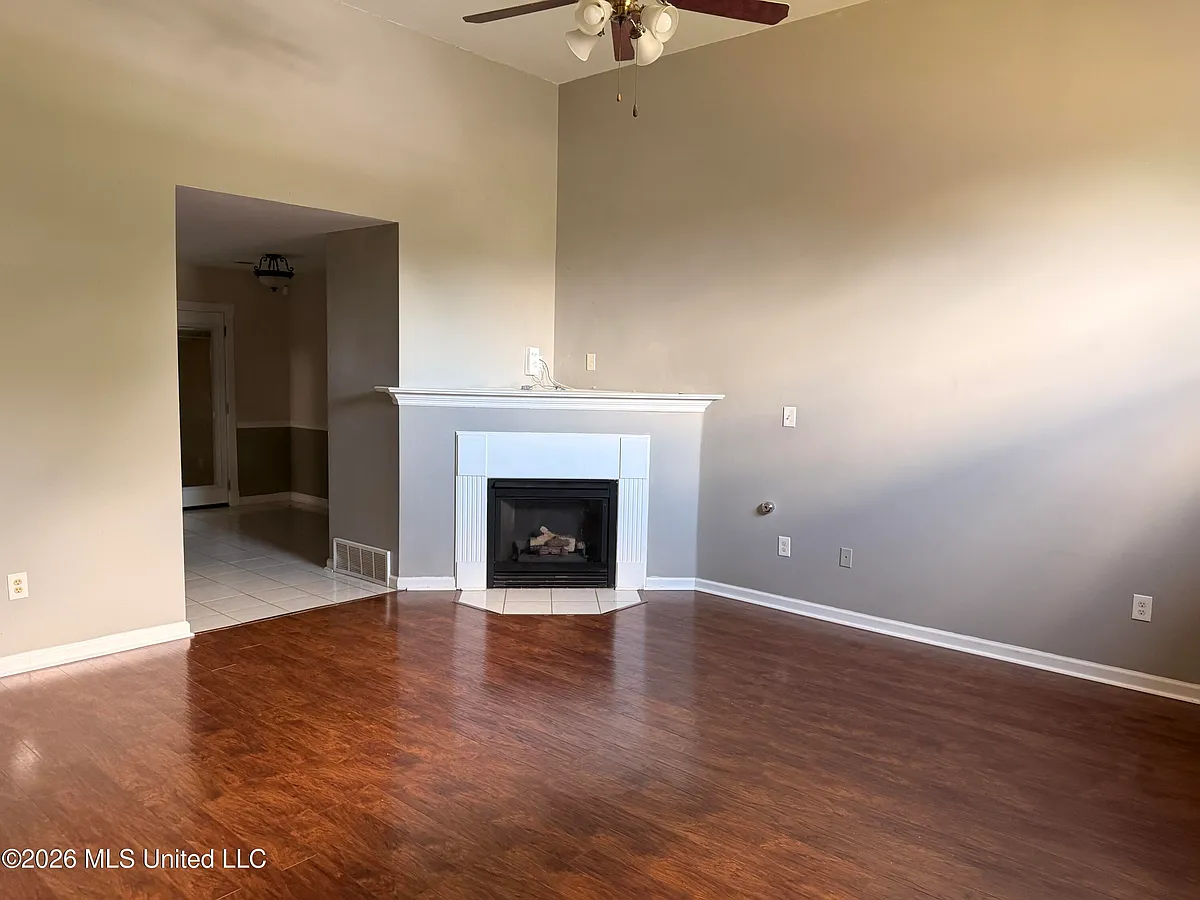 Building Photo - 7255 Lucia Ln