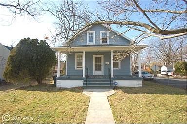 5th image of 1828 N Underwood St