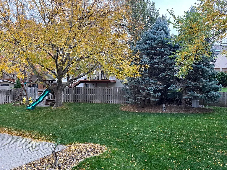 17007 Karen St — Photo 36