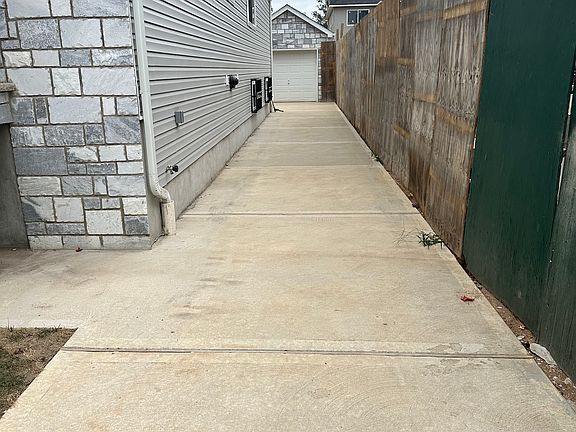 2nd image of 121 Jerome Ave #1