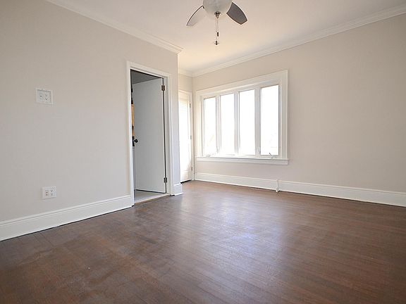 3rd image of 148 Hutchinson Blvd #2