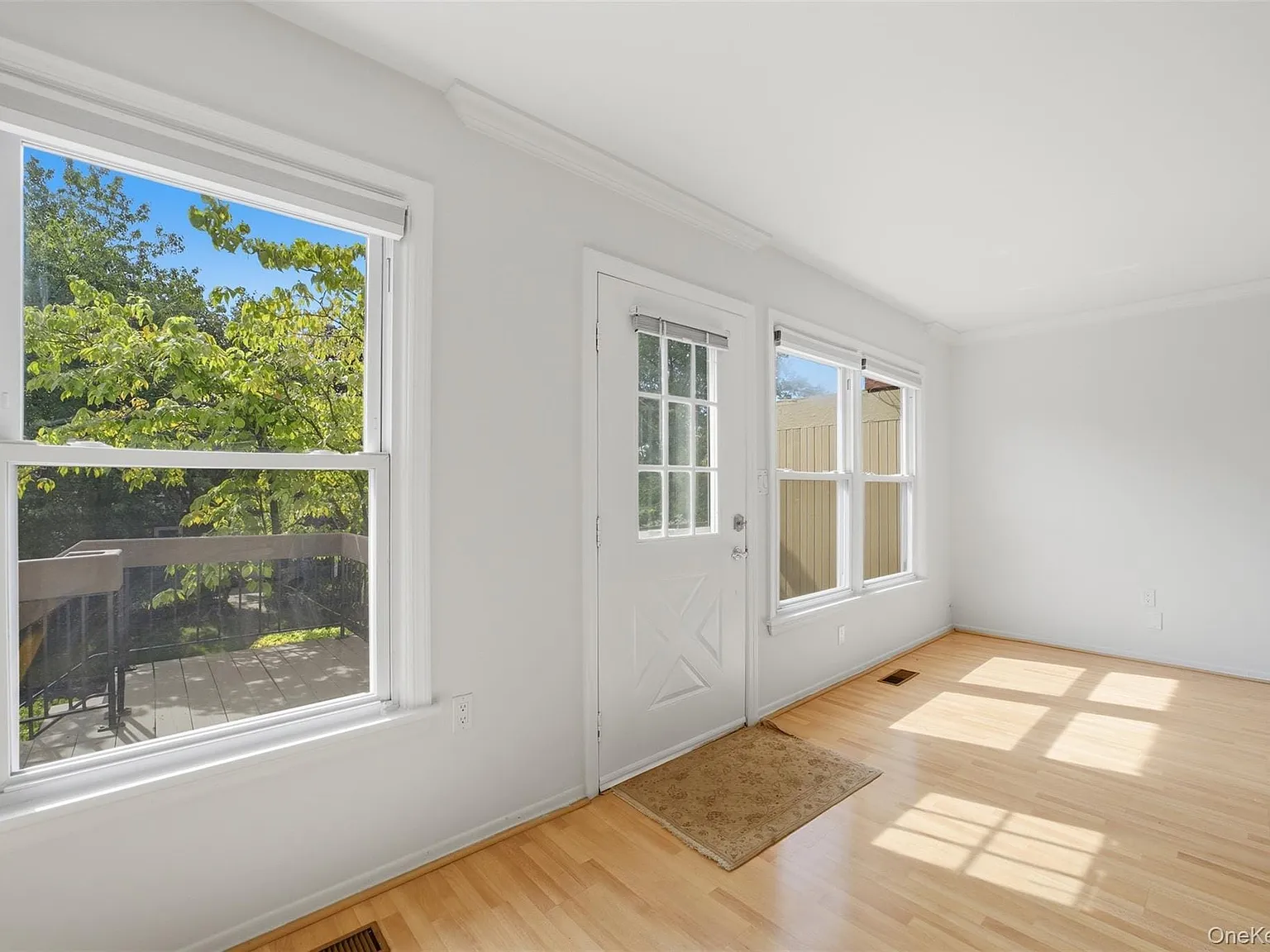 2 bed, 1.5 bath, 1313 sqft, $4,500 — Photo 4
