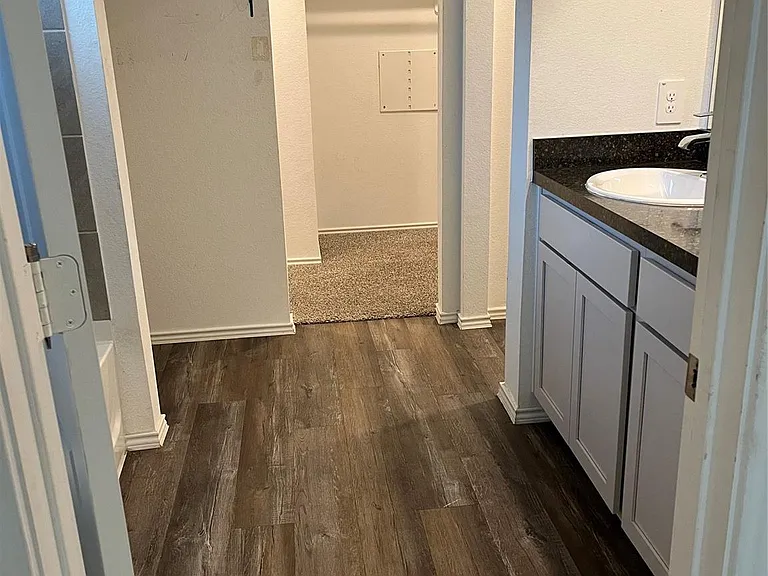 24203 Saddlestone Green Dr — Photo 26