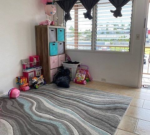 3rd image of 961 Kilauea Ave #304