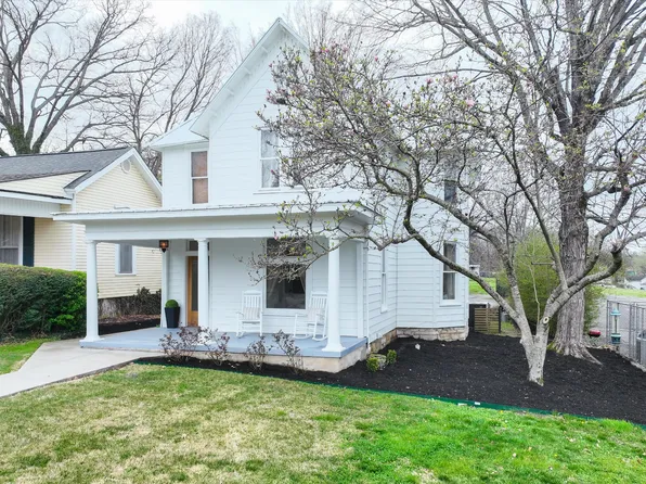 1104 S High St, Columbia, TN 38401