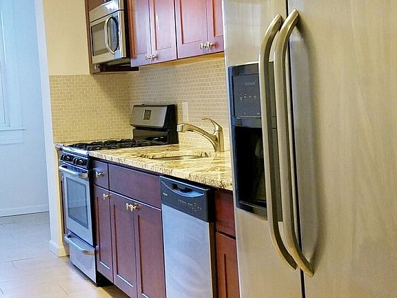 2nd image of 2242 27th St #1