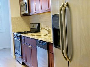 2238 27th St, Long Island City, NY 11105