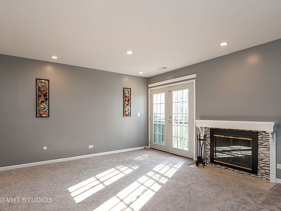 5th image of 1210 Foxcroft Dr