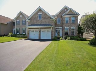 214 Roosevelt Dr, Fishkill, NY 12524