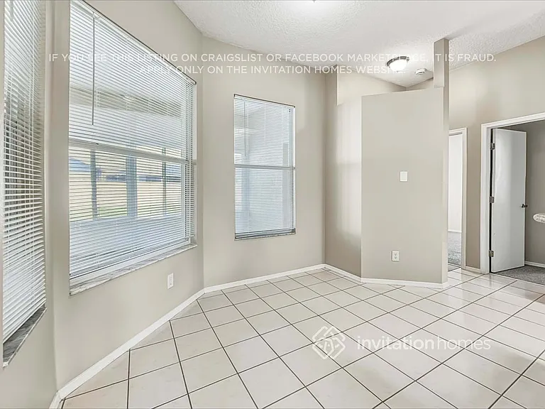 28141 Brokenmead Path — Photo 8