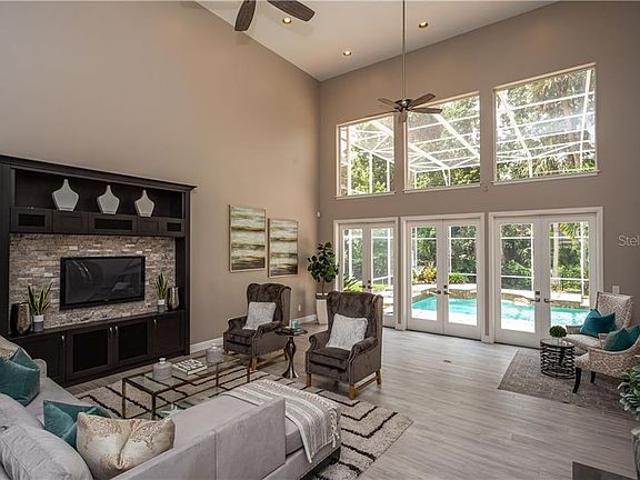 3rd image of 2213 Smoketree Ct