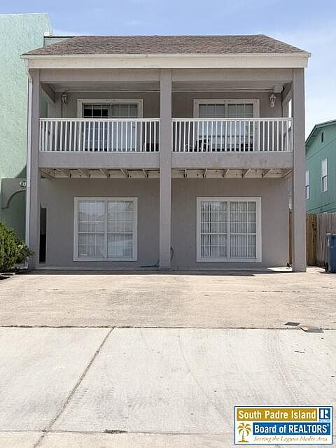 1st image of 123A E Oleander St #A