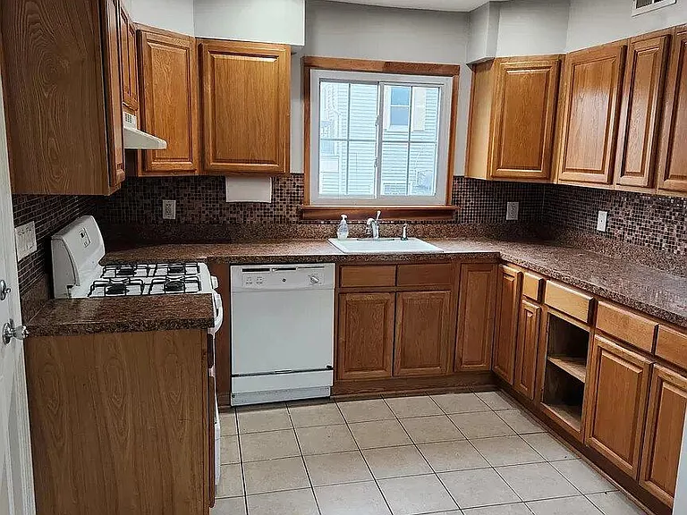 723 Hudson Ave #1 — Photo 6