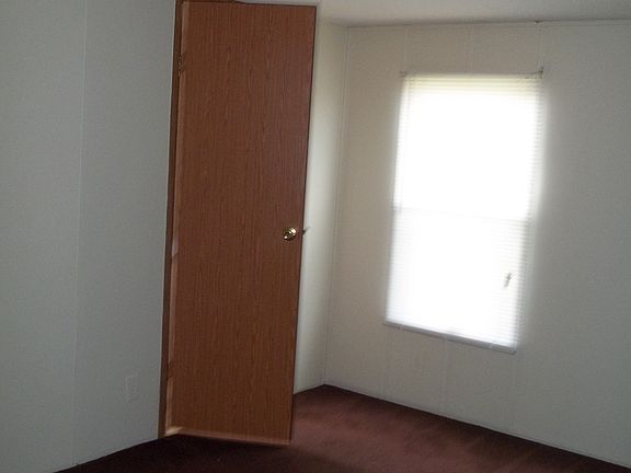 2nd image of 7122 South St